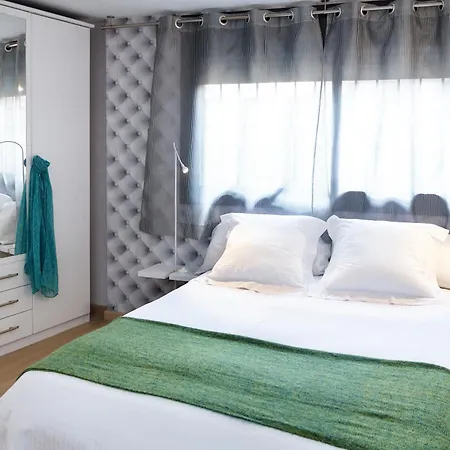 Feelathome Poblenou Apartamento *