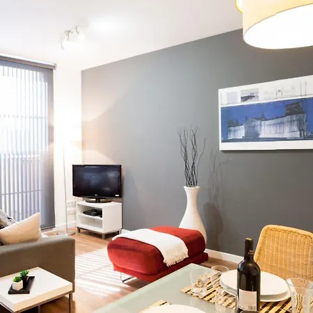 Feelathome Poblenou Apartamento *