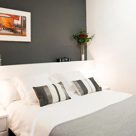 Feelathome Poblenou Apartamento *